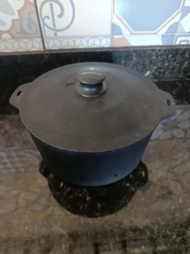 Vendo panela de ferro fundido 3,7 litros Venâncio 