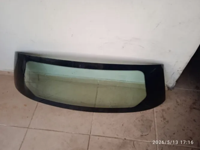 Vidro traseiro do Ford Ka 