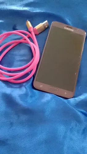 Smartphone Samsung Galaxy J4 16GB / 2GB RAM - Ler a Descrição (Detalhe no Microfone)