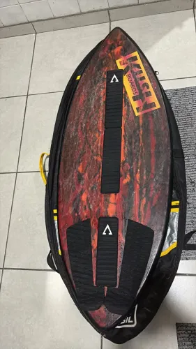 Vendo prancha de Skimboard profissional 