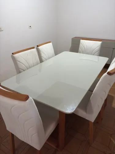 MESA COMPLETA NUNCA USADA 6 LUGARES