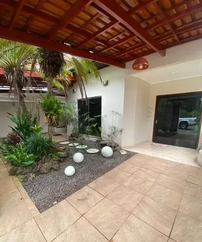 - Casa no janga com piscina pra vender - 322.000,00 