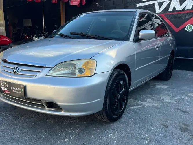 Honda Civic Sedan LX 1.7 16V 115cv Mec. 4P 2003