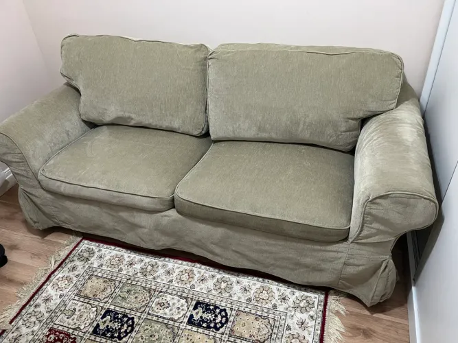 Sofá cama importado IKEA