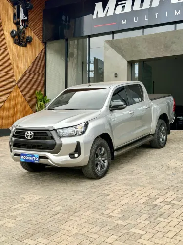Toyota Hilux CD SR 4X4 2.8 TDI Diesel Aut. 2024