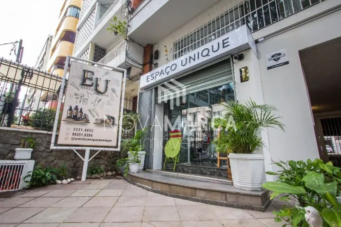 Nova Marca VENDE loja com sobreloja com 2 vagas Bairro Bom Fim