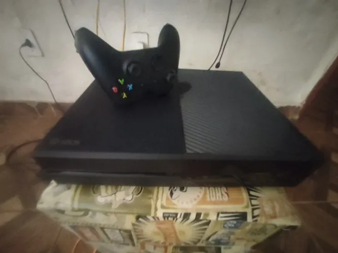 Xbox one com 120 jogos parcelo até 12 x