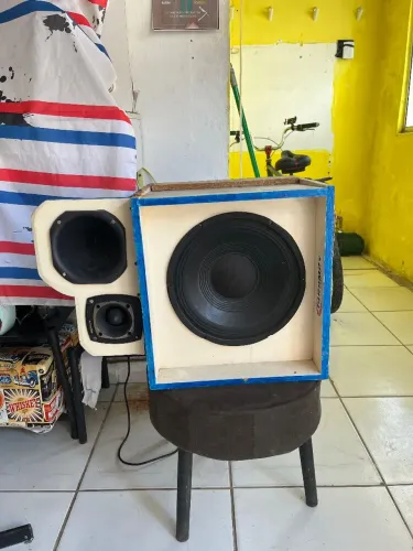 Vendo Este Som Semi Novo Esta Pegando Perfeitamente