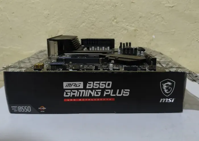 Placa-Mãe MSI MPG B550 Gaming Plus