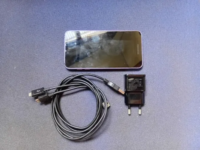 smartphone sansang j5 prime em perfeito estado