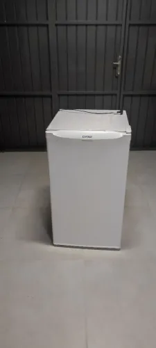 Refrigerador compacto consul