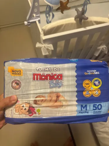 Fralda turma do Monica tamanho M 50 fraldas