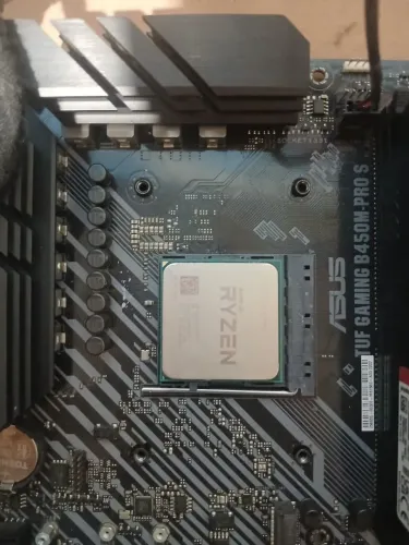 Amd ryzen 5 2600 com cooler box