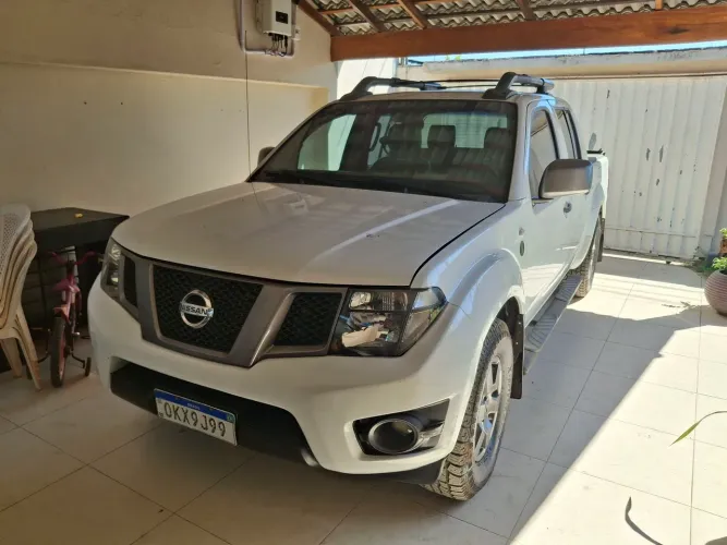 Nissan Frontier SV Attack CD 4X2 2.5 TB Diesel 2013
