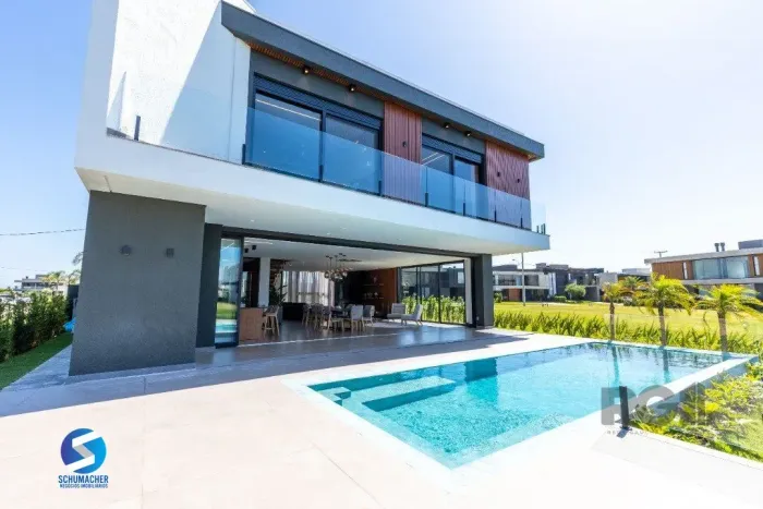 Casa em Condomínio em Atlântida Sul