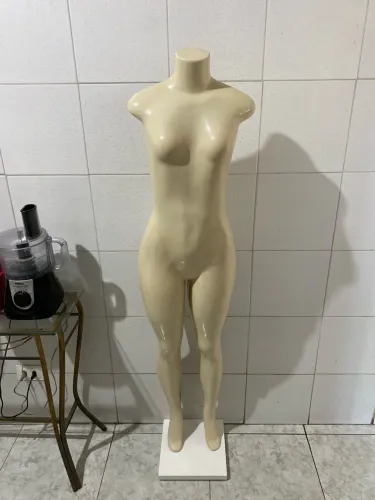 MANEQUIM
