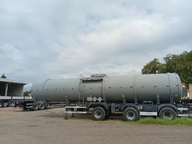 Carreta tanque tanesfil 45.000l 12/13 