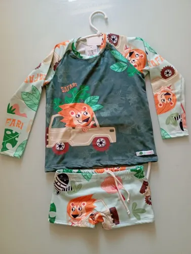 Conjunto infantil de menino