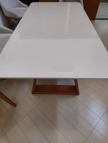Vendo mesa super nova, contato 17- *5
