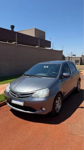 Toyota Etios X 1.3 Flex 16V 5P Mec. 2016