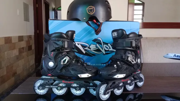 Patins número 35/36 Dynamix preto unisex estado de novo