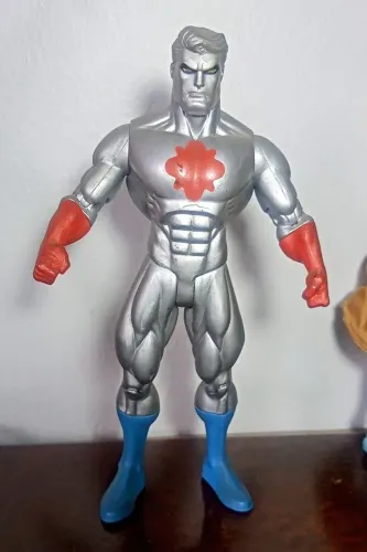Boneco Capitão Átomo DC Direct