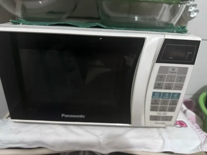 Vendo microondas e forno elétrico 