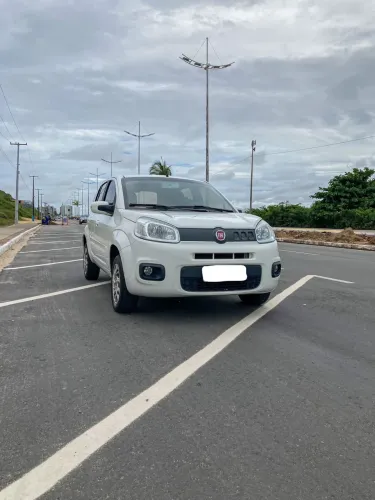 Fiat Uno Attractive 1.0 EVO Fire Flex 8V 5P 2016