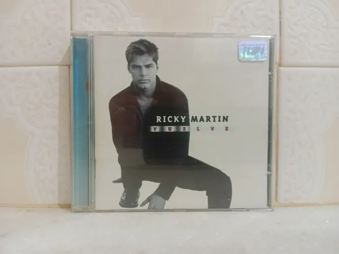 CD Ricky Martin Vuelve