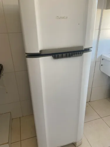 Vendo fogão e geladeira