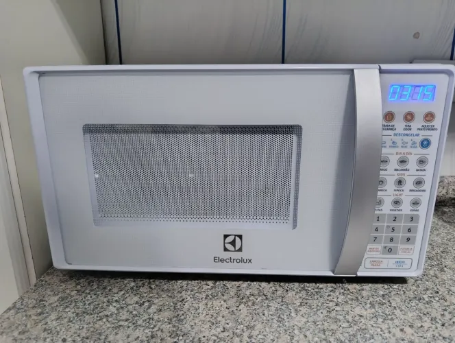 Microondas Eletrolux 20Litros