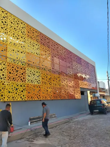 Ferro e Alumínio! FAÇA SEU ORÇAMENTO SEM COMPROMISSO!