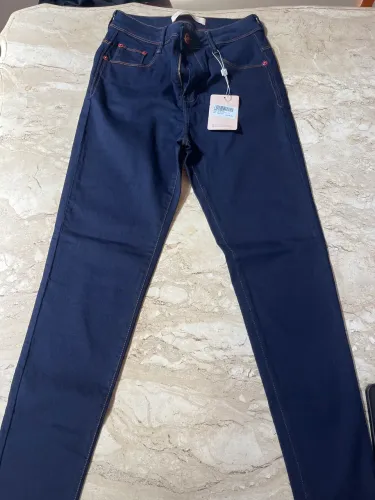 Calça skine