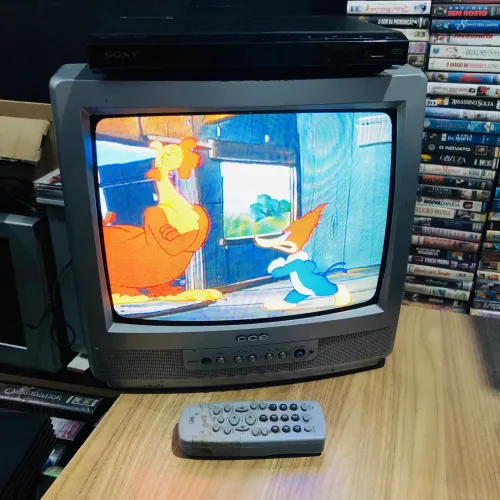 Tv cce 14? com controle remoto