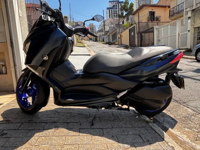 Yamaha Xmax 250. 2024