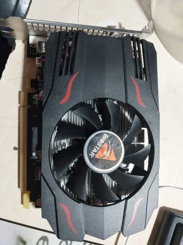 Vendo placa de vídeo AMD RX 550 4 GB