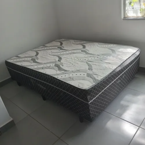 Cama box de casal,colchão acoplado