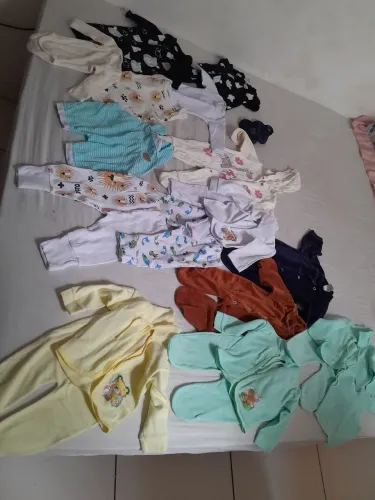 ROUPAS DE BEBÊ