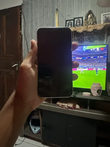 iPhone 11 semi-novo