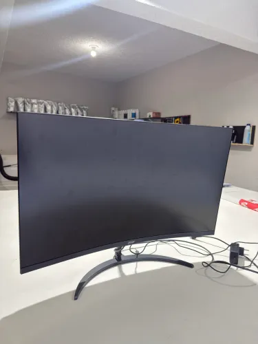MONITOR GAMER ACER NITRO 31,5" EDT320Q FULL HD 180HZ CURVO HDMI DISPLAY PORT
