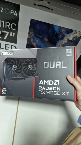 AMD Asus RX9060XT 16gb