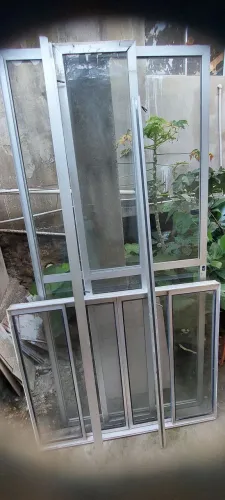 Porta e janela de vidro!
