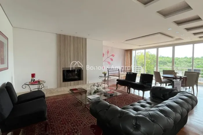 Casa de condomínio para alugar com 1014m², 6 quartos e 4 vagas