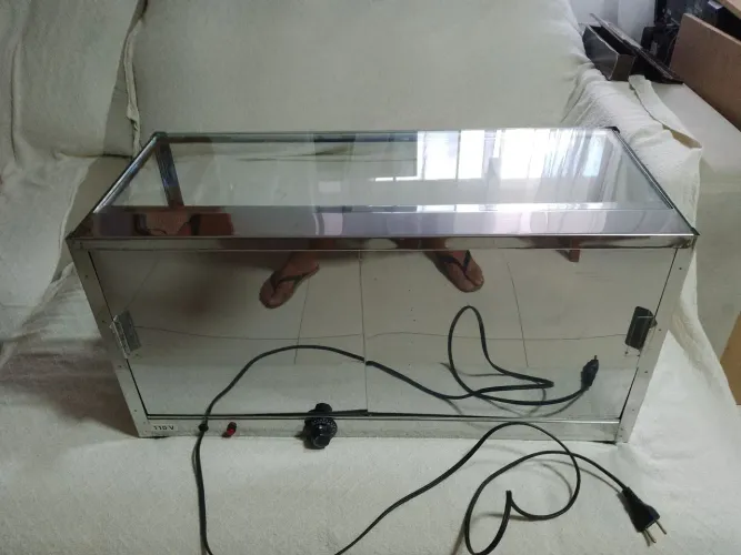 Estufa 10 bandejas p/ pessoas exigentes! Obs: Semi-novo.