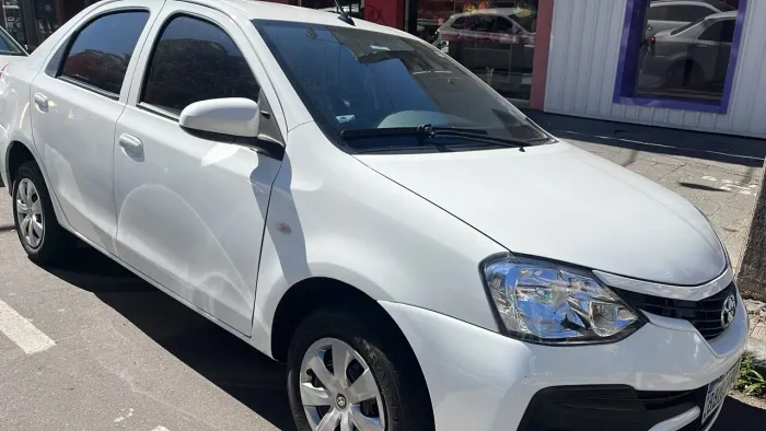 Toyota Etios X Sedan 1.5 Flex 16V 4P Aut. 2018