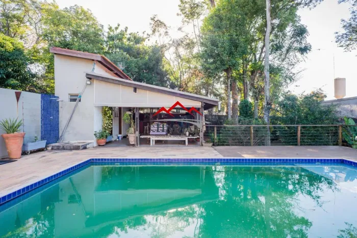 Chácara à venda com piscina e área gourmet no Bosques do Corrupira, Jundiaí