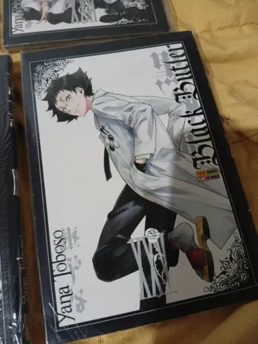 mangás black butler  20,21,22,23 ,24 e o raro 25 