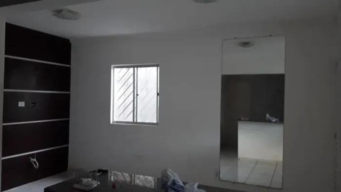 Vendo casa em condomínio Santa Ana