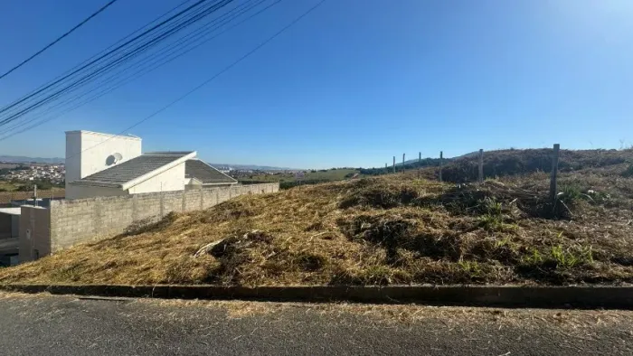 Lote a Venda no COLINAS DE SANTA BÁRBARA - POUSO ALEGRE
