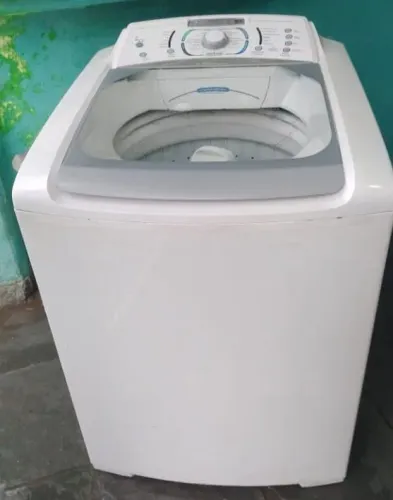Máquina de lavar roupas Electrolux 15 kg R$ 1.000,00 ou 12 x 102,64 cartão de crédito